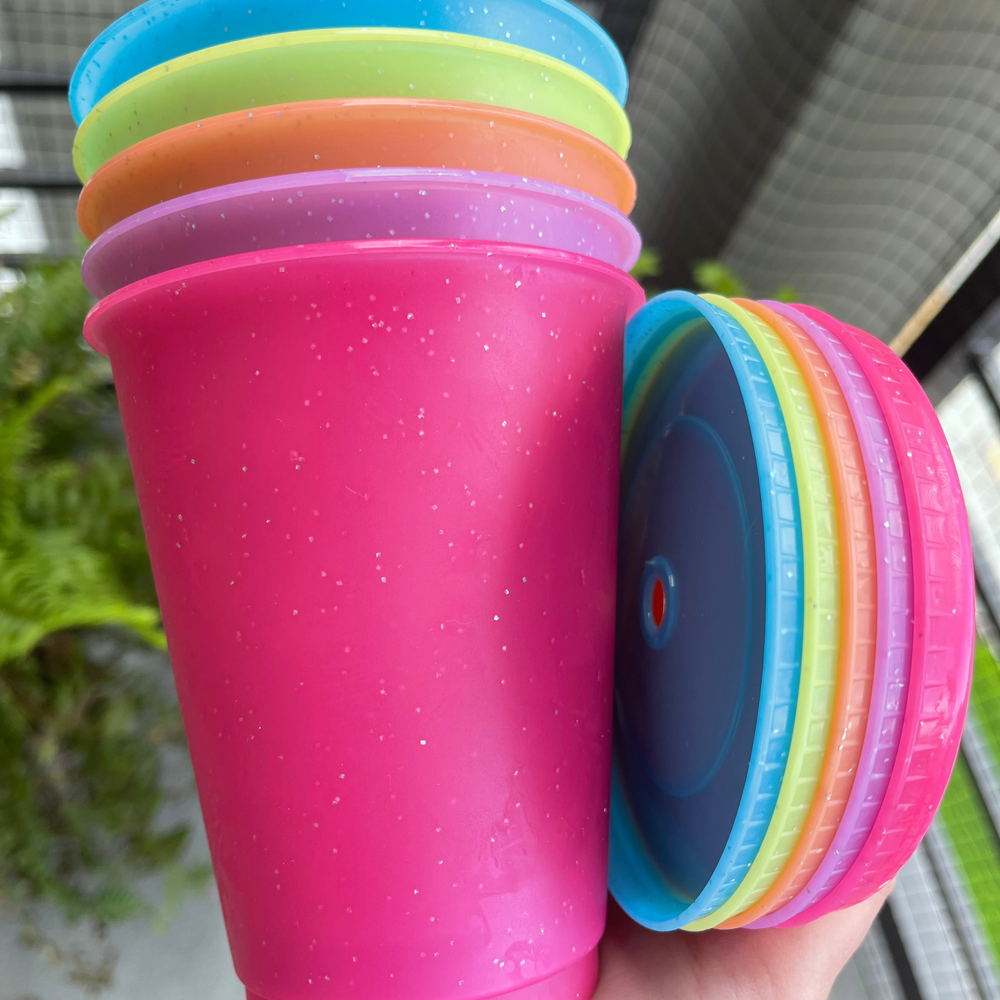 24oz 50-Pack Cold Cups with Lids & Straws - Mixed Colors
