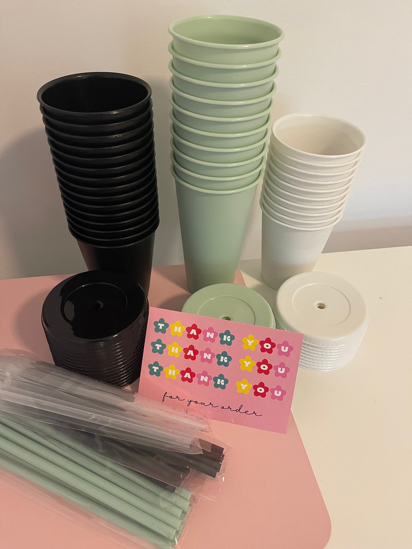 16oz 50-Pack Cold Cups with Lids & Straws - Mixed Colors 